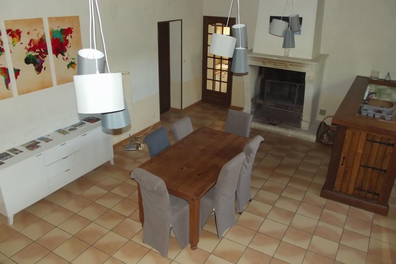 Les Vedieres Conflans-sur-Anille Exterior foto